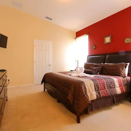 4 Bed 2245 Villa